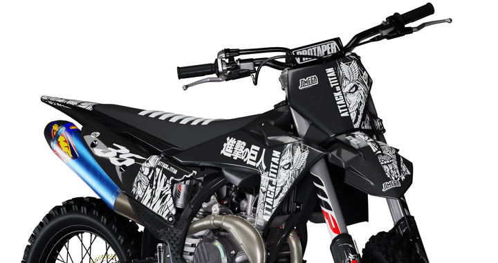 Attack on Titan Sticker kit